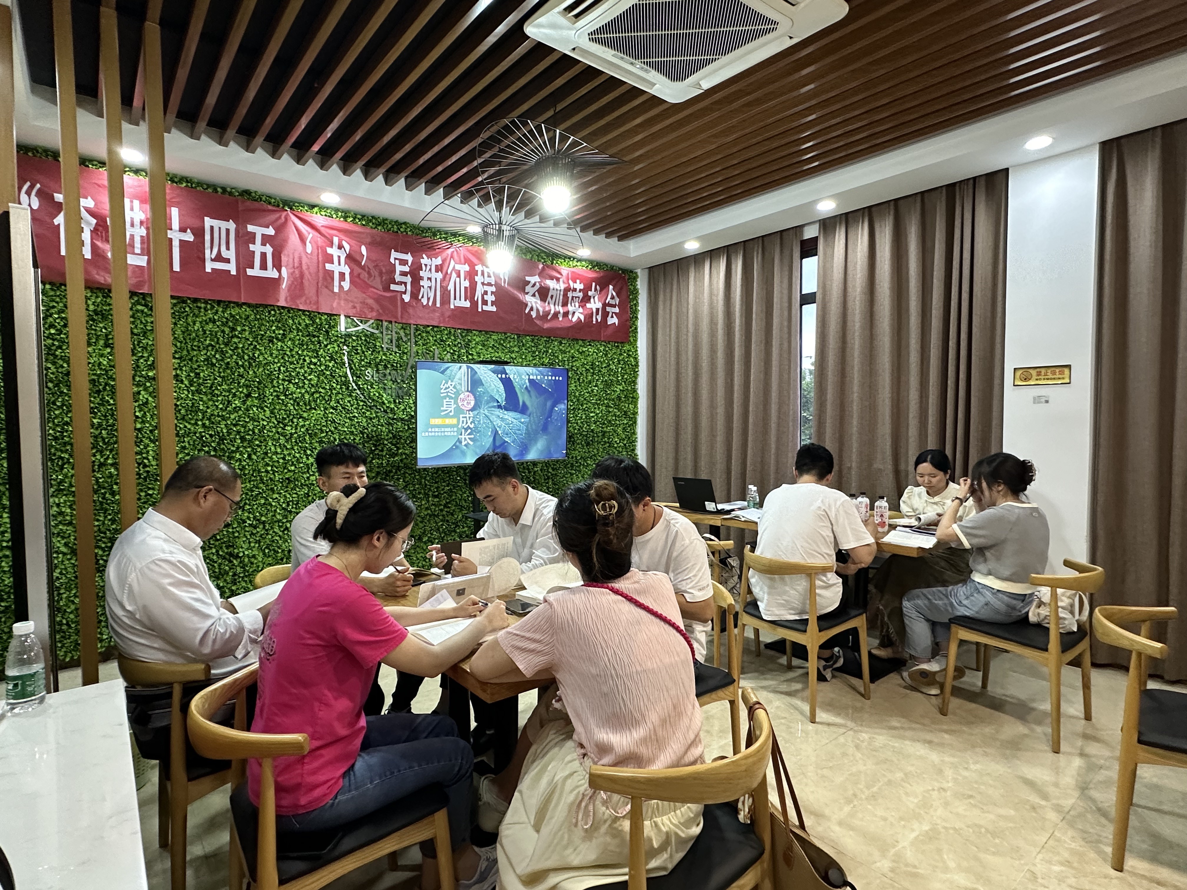 配图 (2).jpg