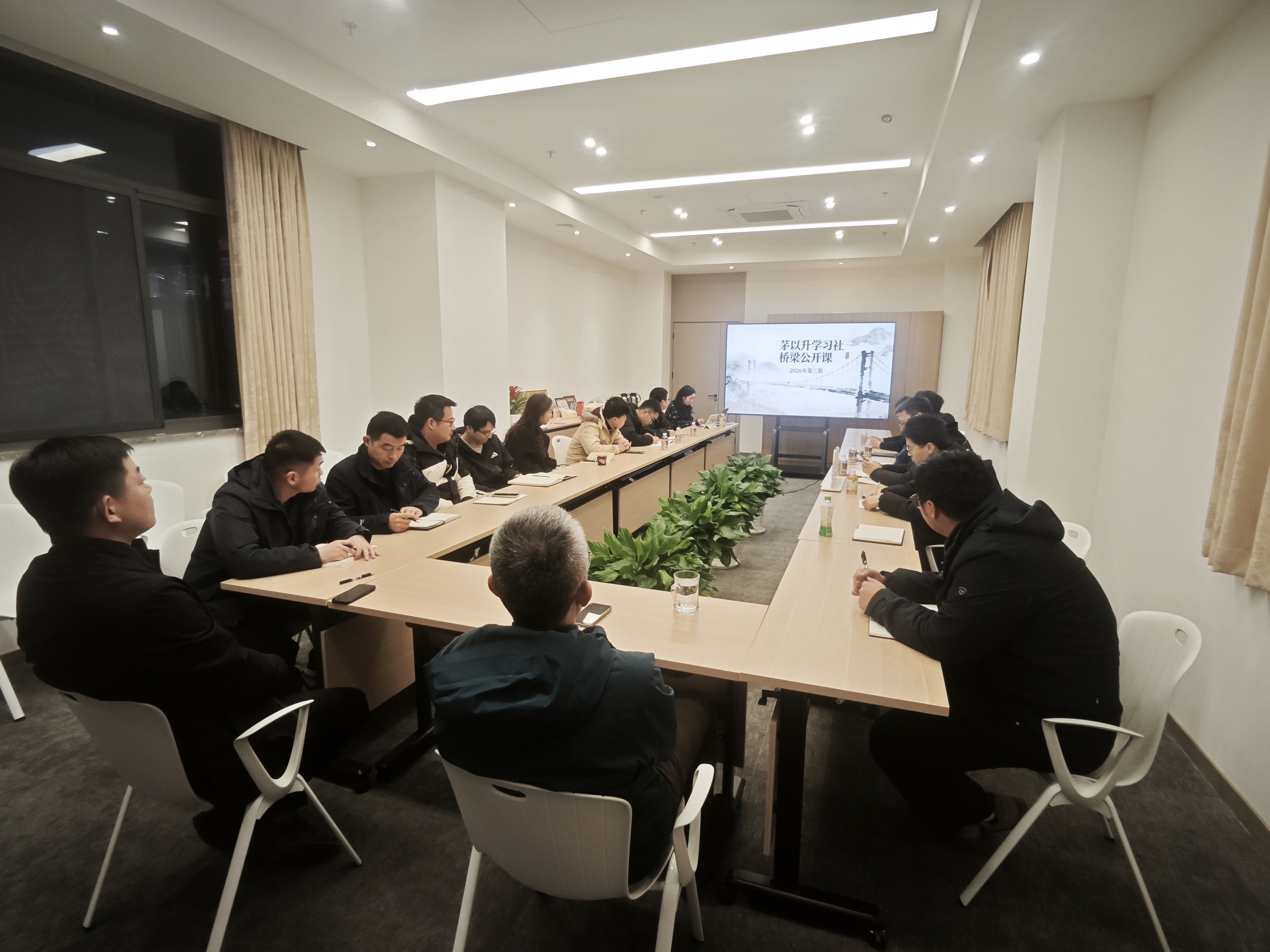 学习照.jpg